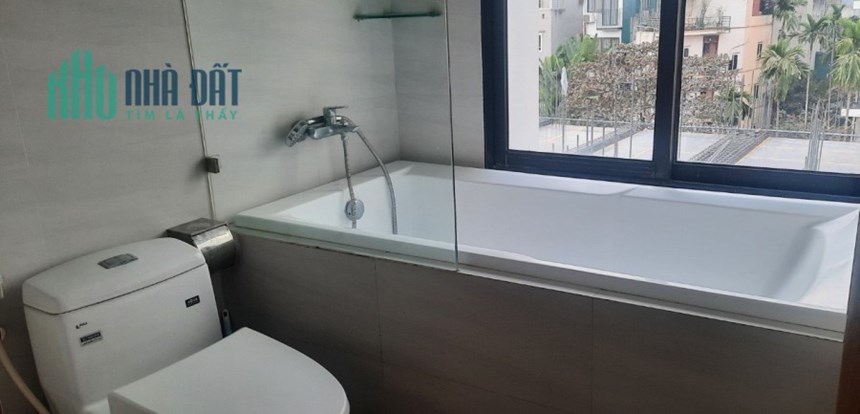 Homestay Xuân Diệu Hồ Tây, 8 tầng, đường ô tô, dòng tiền 808triệu/năm, 22.9 tỷ