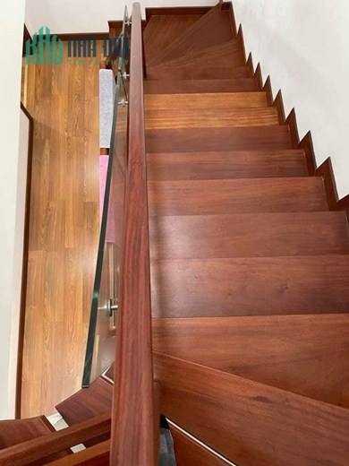 Bán biệt thự 105m2 phố Nghi Tàm, Tây Hồ Thang máy Đẳng cấp Đại gia 2 Ô tô đua 10m 19.8 Tỷ