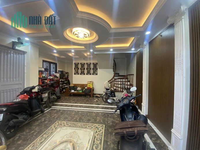 Bán căn nhà 59m2 phố Nghi Tàm, Tây Hồ Gara Ô tô thông Kinh doanh đa dạng 10.6 Tỷ