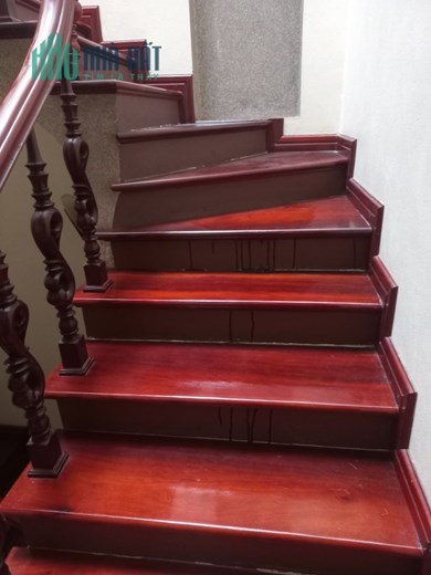 Bán căn nhà 57m2 phố Nghi Tàm, Tây Hồ Gara Ô tô thông Kinh doanh đa dạng 10.8 Tỷ