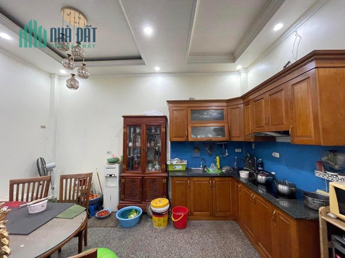 Bán ngôi nhà 56m2 phố Nghi Tàm, Tây Hồ Ô tô thông Kinh doanh đỉnh 10.8 Tỷ