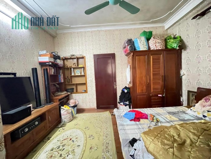 Bán ngôi nhà 56m2 phố Nghi Tàm, Tây Hồ Ô tô thông Kinh doanh đỉnh 10.8 Tỷ