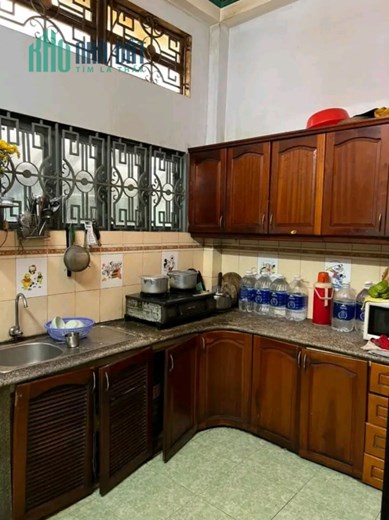 Nhà hẻm ô tô thông,  diện tích 60m2, vị trí kinh doanh buôn bán tốt
