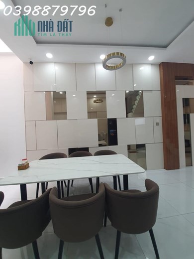 QUẬN 12, MẶT TIỀN , DIỆN TÍCH SIÊU KHỦNG 
250M2 , 4 LẦU CHỈ 6,5 TỶ