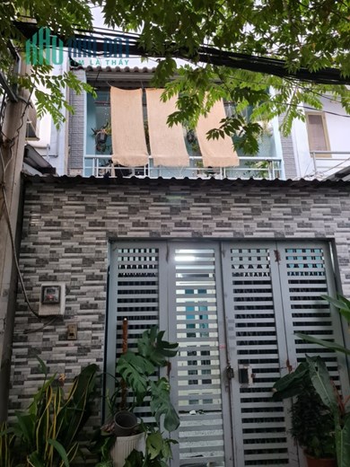 Nhà nhỏ cho đôi vợ chồng mới vào sài gòn lập nghiệp chỉ 1ty150.