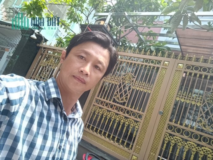 Ngộp Bank bán gấp Nhà lô góc Tân Hòa Đông Q.6 ngang 10 dài 17 3 tầng kiên cố.