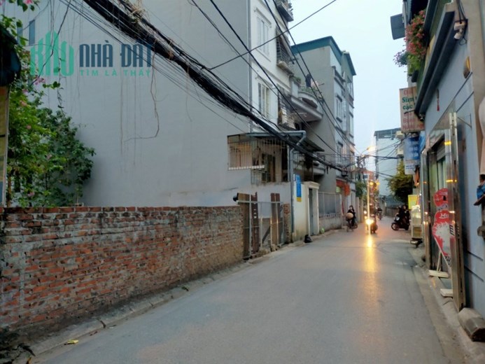 LÔ ĐẤT NGỌC THỤY - HÌNH THỬA SIÊU ĐẸP - NGÕ THÔNG - Ô TÔ VÀO NHÀ - KINH DOANH - ĐẦU TƯ TỐT - AN