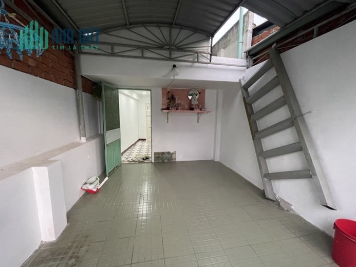 NHỈNH 9 TỶ - SÁT MẶT TIỀN 20M HẺM 8M KINH DOANH ĐỈNH,