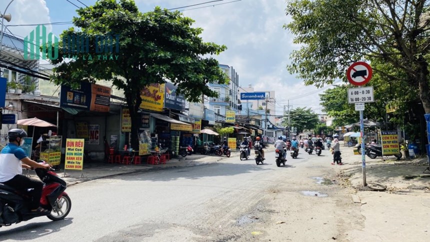 Bán nhà  mặt tiền chợ  nhỏ tăng nhơn phú A 100m2 dòng tiền 40tr