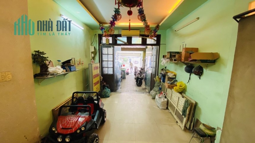Bán nhà  mặt tiền chợ  nhỏ tăng nhơn phú A 100m2 dòng tiền 40tr