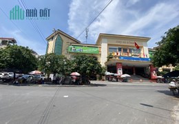LÊ LỢI HÀ ĐÔNG - B Á N ĐẤT TẶNG NHÀ 3 TẦNG - 20m RA PHỐ - 62m Mt4m GIÁ CHỈ HƠN 5tỷ