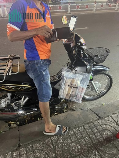 Em cần sang nhượng lại mặt bằng ở đường Lê Văn Quới, Bình Tân, TP Hồ Chí Minh LH 0898833589