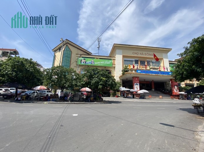 LÊ LỢI HÀ ĐÔNG - B Á N ĐẤT TẶNG NHÀ 3 TẦNG - 20m RA PHỐ - 62m Mt4m GIÁ CHỈ HƠN 5tỷ