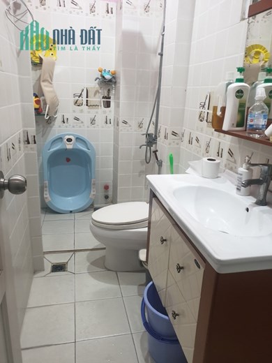 Nhà Lý Thường Kiệt - Tân Bình, Hẻm 8m kinh doanh, 6 tầng BTCT Giá chỉ 4,99 tỷ
