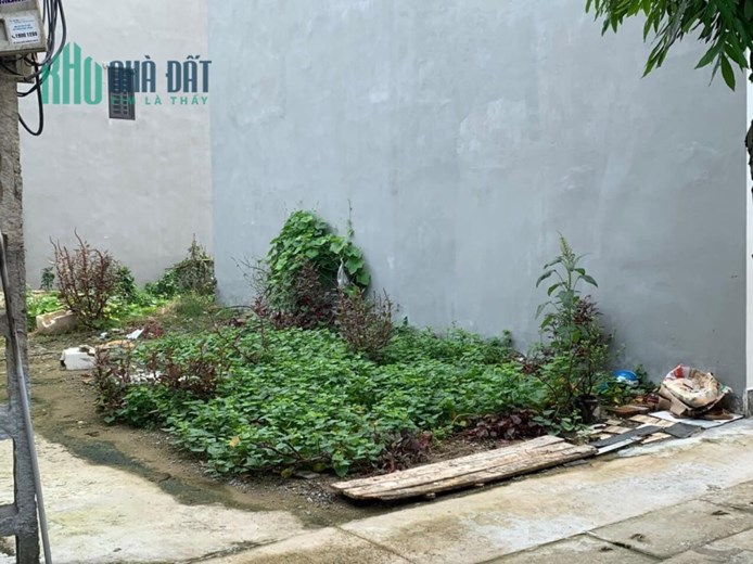 Bán đất xóm Ba xã Vân Nội huyện Đông Anh . Hai mặt tiền diện tích 40m GIÁ CHỈ HƠN 1 TỶ.