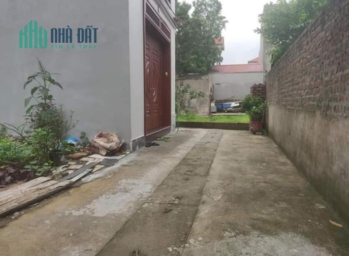 Bán đất xóm Ba xã Vân Nội huyện Đông Anh . Hai mặt tiền diện tích 40m GIÁ CHỈ HƠN 1 TỶ.