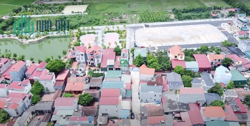 Bán lô góc 3 mặt tiền khu đấu giá X7 Lỗ Khê xã Liên Hà huyện Đông Anh giá 3x