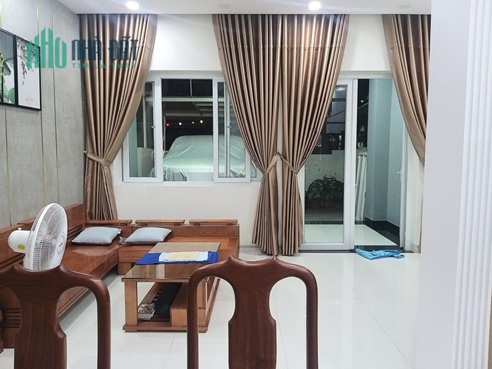 📣 BÁN 1 CĂN NHÀ PHỐ KHANG ĐIỀN - MỚI LÀM NỘI THẤT MỚI TOANH - GIÁ 7 TỶ NHỈNH TL LỘC❤