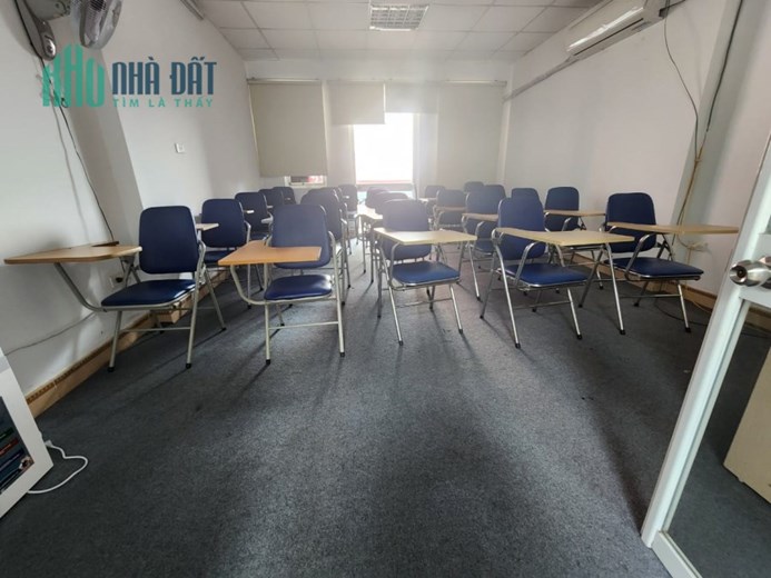 70m 8 Tầng Mặt Tiền 5m Mặt Phố Phạm Tuấn Tài Thang Máy. Vỉa Hè Đá Bóng Kinh Doanh Sầm Uất Ngày