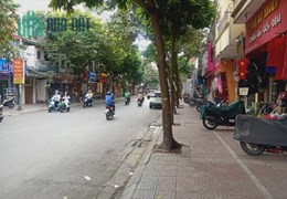 Cho thuê nhà Mặt phố Ngọc Lâm, vỉa hè, kinh doanh, 35 m2.