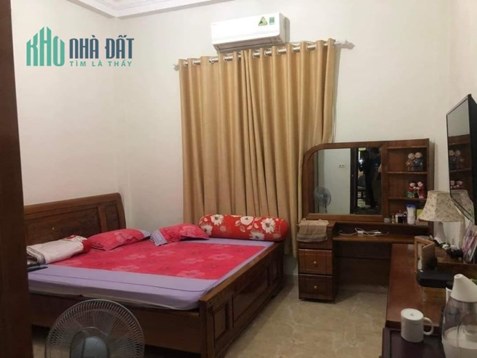 NHÀ ĐẸP TRUNG KÍNH 60M2 X 5T, MT 4M, 10M MẶT PHỐ - TIỆN ÍCH BẠT NGÀN 7.9 TỶ