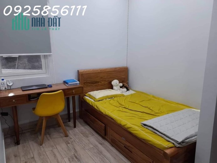 Gấp bán căn hộ dịch vụ 27 PN  full nội thất thu nhập 1.38 tỷ/năm Giảm mạnh 6 tỷ