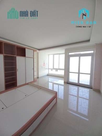 Cho Thuê căn nhà 1 trệt 3 lầu 5 PN tại Văn Hoa Villa ĐƯỜNG XE TẢI tại phường Thống Nhất tt.tp Biên