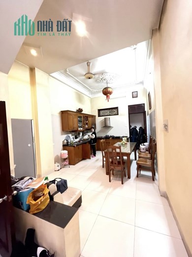 70m Mặt Tiền 4m Nhỉnh 11 Tỷ Phố Phạm Tuấn Tài Cầu Giấy. Nhà Phân Lô Ô Tô Tránh. Khu Vực Dân Trí