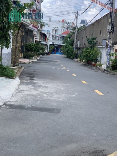 NHÀ NGUYỄN ẢNH THỦ  QUẬN 12 ĐƯỜNG 8M 4 TẦNG CHỈ NHỈNH 5 TỶ