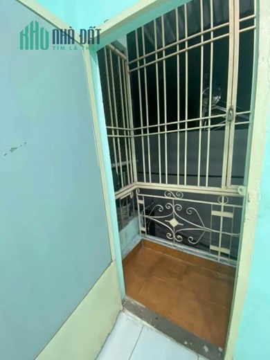 HOT HOT - CHỈ NHỈNH 1 TỶ - NHÀ Q.TÂN PHÚ - XIN MỜI ACE ĐI XEM NHÀ Ạ