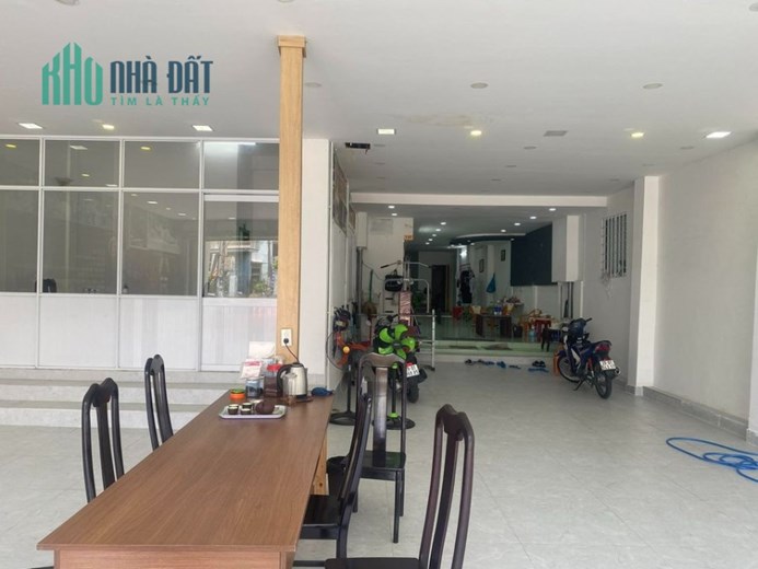 cho thuê nhà nguyên căn sát biển mặt tiền đường Đặng Tất Phường Vĩnh Hải TP. Nha Trang