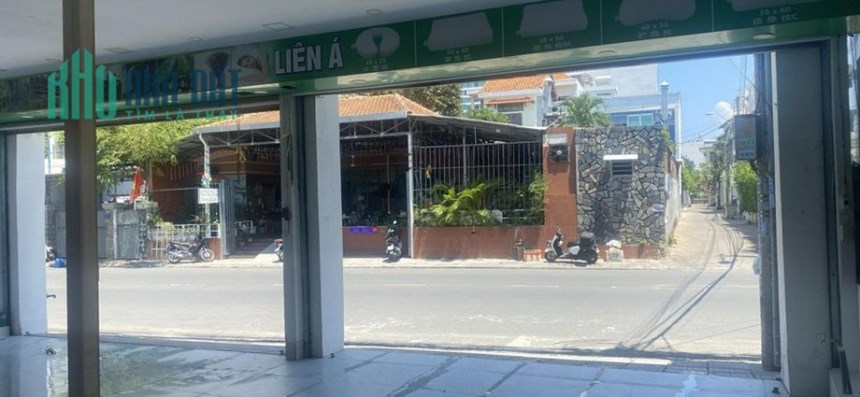 cho thuê nhà nguyên căn sát biển mặt tiền đường Đặng Tất Phường Vĩnh Hải TP. Nha Trang
