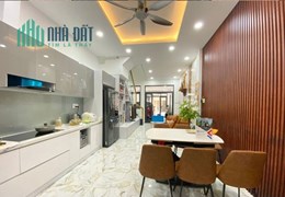 Bán sụp hầm nhà 3 tầng MT Phạm Cự Lượng Quận Sơn Trà Đà Nẵng 112m2 Giá chỉ 7,8 Tỷ
