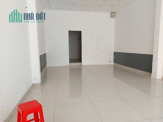 Cho thuê nhà 158/12 Hoàng Hoa Thám phường 13 quận Tân Bình, oto ngủ trong nhà, 18 triệu