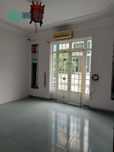 Cho thuê nhà 158/12 Hoàng Hoa Thám phường 13 quận Tân Bình, oto ngủ trong nhà, 18 triệu