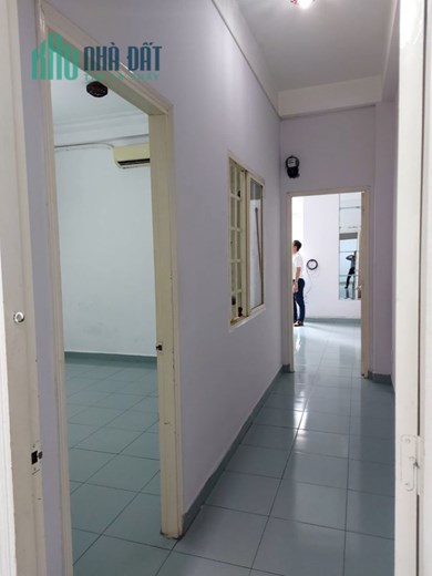 Cho thuê nhà 158/12 Hoàng Hoa Thám phường 13 quận Tân Bình, oto ngủ trong nhà, 18 triệu