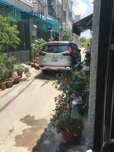 Nhà giá Ngộp đây khách ới