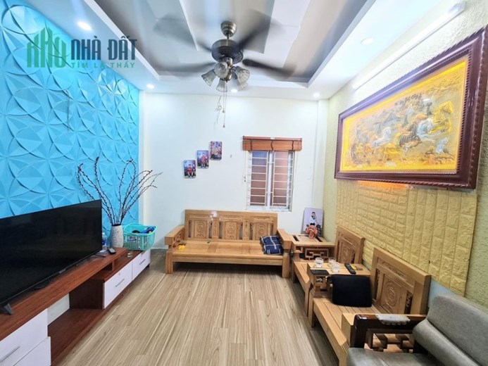 BÁN NHÀ KIM GIANG - HOÀNG MAI - NHÀ MỚI ĐẸP -VÀI BƯỚC RA ĐẾN ĐƯỜNG TO RỘNG-NHỈNH 3 TỶ