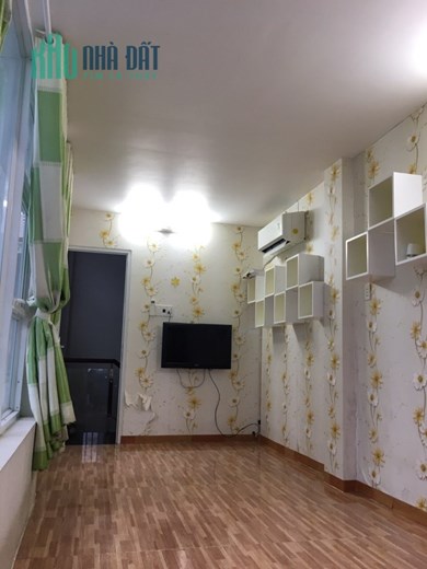 Bán Nhà Đối diện VinCom Thủ Đức, Linh Chiểu 37m2, 2 Tầng, hoàn công đủ chỉ nhĩnh 3 tỷ