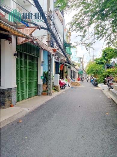 Nhà bán 3 Tầng hẻm 11 Phạm Thế Hiển P1Q8 - Giá : 4 Tỷ 450 Triệu