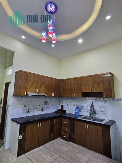 Chỉ 4.4 tỷ Hẻm xe hơi  48m2 4 tầng BTCT Sân Thượng 4PN Lớn, Chiến Lược, Bình Trị Đông, Quận Bình