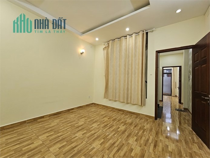 Chỉ 4.4 tỷ Hẻm xe hơi  48m2 4 tầng BTCT Sân Thượng 4PN Lớn, Chiến Lược, Bình Trị Đông, Quận Bình