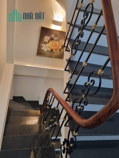 Bán gấp nhà Thiết Kế Hiện Đại Ngõ Ngọc Khánh 3,28 tỷ, 25m x 4 tầng, Sđcc