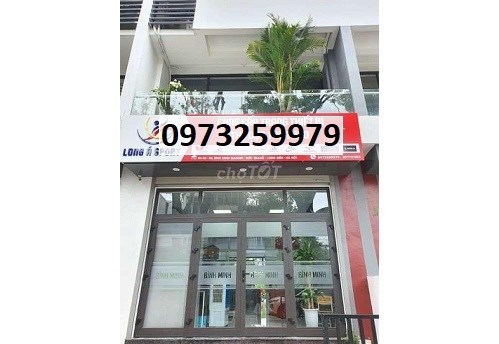 CHO THUÊ VĂN PHÒNG SHOPHOUSE TẦNG 5 mặt phố Đức Giang, P.Thượng Thanh, Long Biên; 0973259979