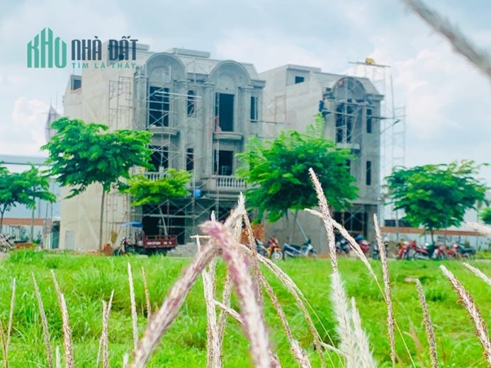 BÁN NHÀ PHƯỜNG KHÁNH BÌNH-THÀNH PHỐ TÂN UYÊN