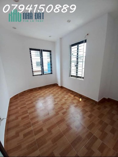 Nhà Hơn  1 tỷ , tại Đa Phúc Dương Kinh . Độc Lập