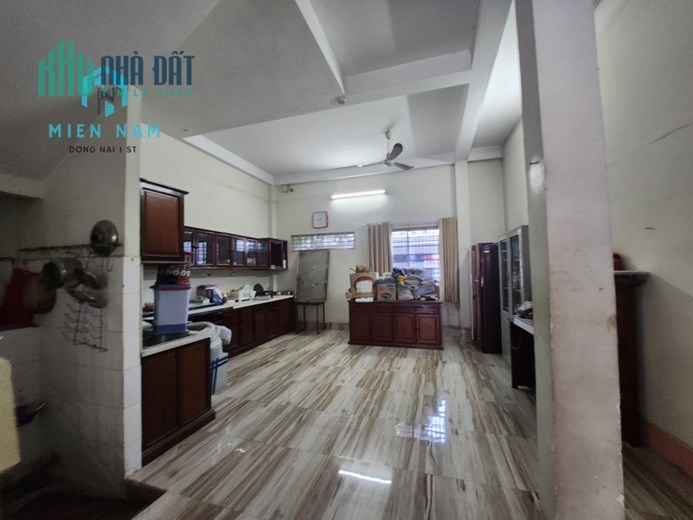 Cho thuê nhà 1 trệt 3 lầu GÓC 2MT Phạm Văn Thuận tt tp.Biên Hòa giá chỉ 39 triệu/tháng