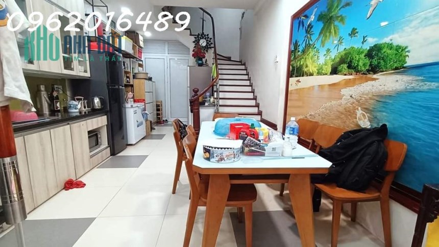 Bán nhà Hồ Tùng Mậu 36m x 7T- KD- thang máy- ô tô- chỉ 7 Tỷ 2