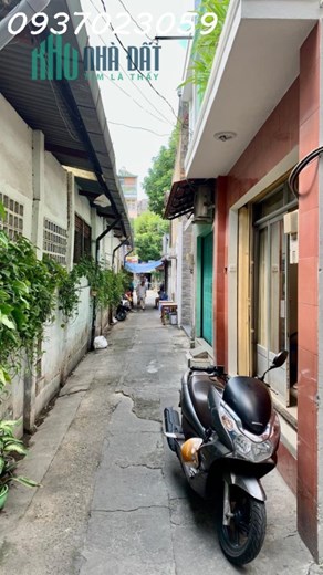 Cần bán nhà phố đường Nguyễn Cư Trinh, Quận 1, Căn góc 3 mặt tiền đường, DT 4x11, Sổ hồng, Giá 12