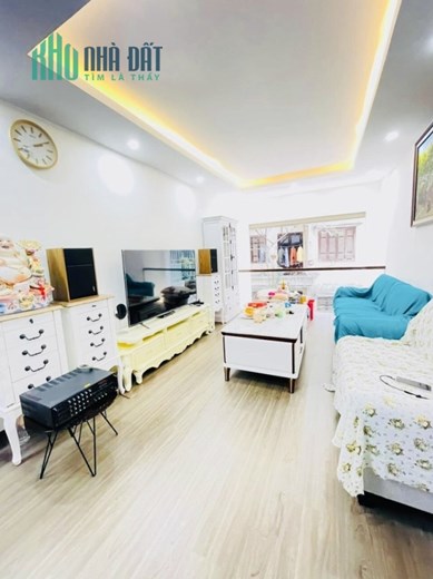 Bán nhà riêng quận Đống Đa phố Phương Mai 46m 4 tầng 4 ngủ nhà đẹp ở ngay nhỉnh 5 tỷ lh 0817606560